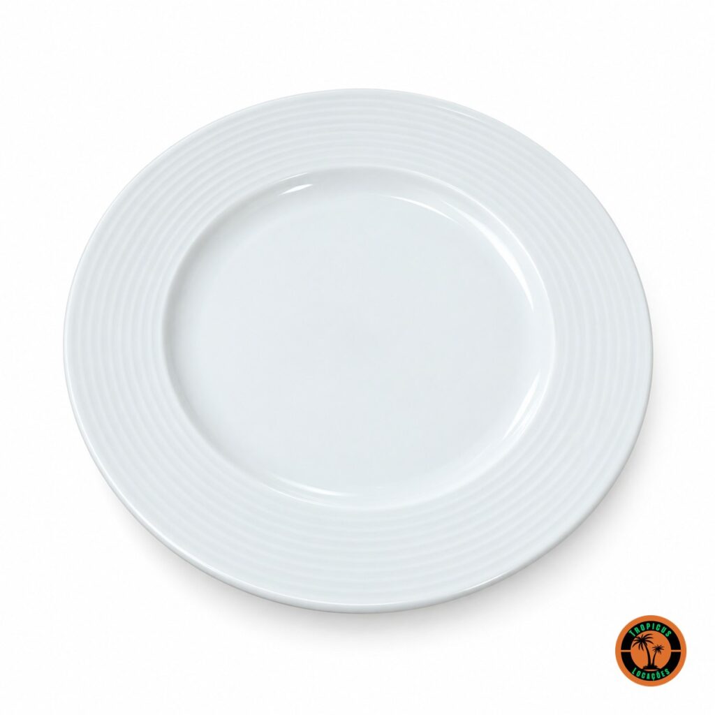 Prato de sobremesa de porcelana branca, modelo Espiral